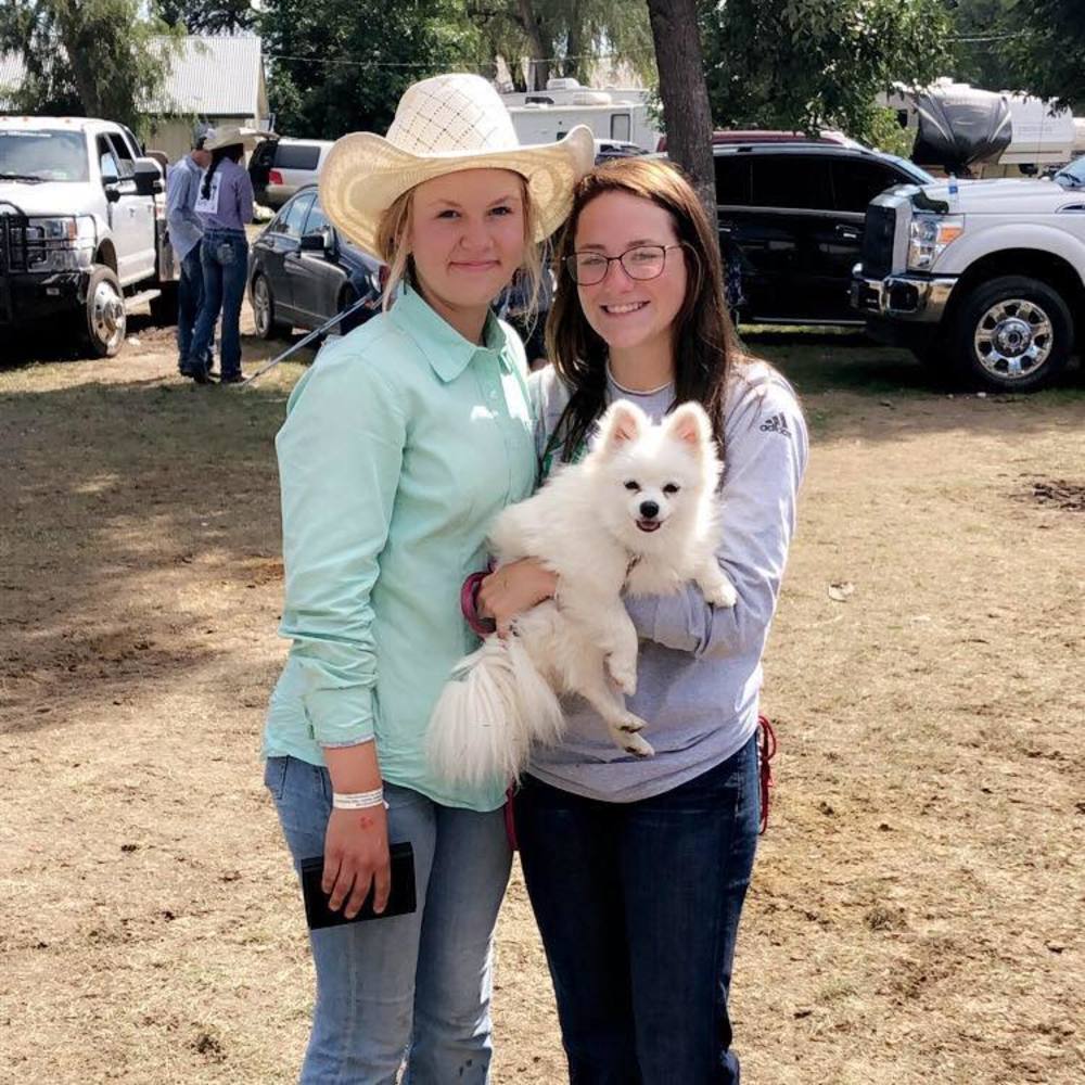 Meet your Posher, Layni